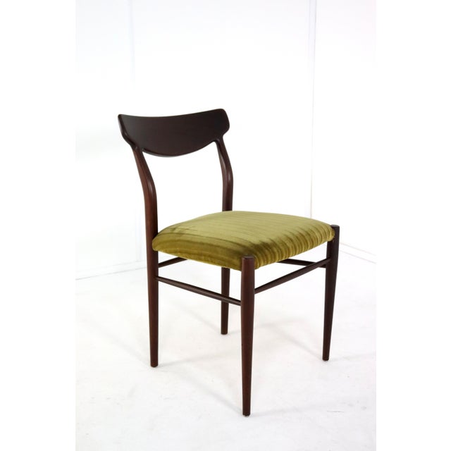 Comfortable, beautifully designed set of top quality, world-class Mid-century design! Experience the comfort and quality...