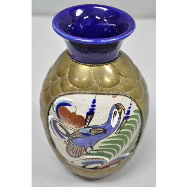 Metal 20th C. Mateos Mexico Tonala Pottery Mid Century Modern Brass Peacock Feather 7" Vase For Sale - Image 7 of 14