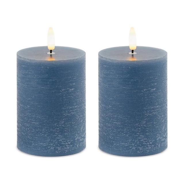 Kenneth Ludwig Chicago FIA Wick Blue Pillar Candle (Set of 2) For Sale - Image 4 of 4