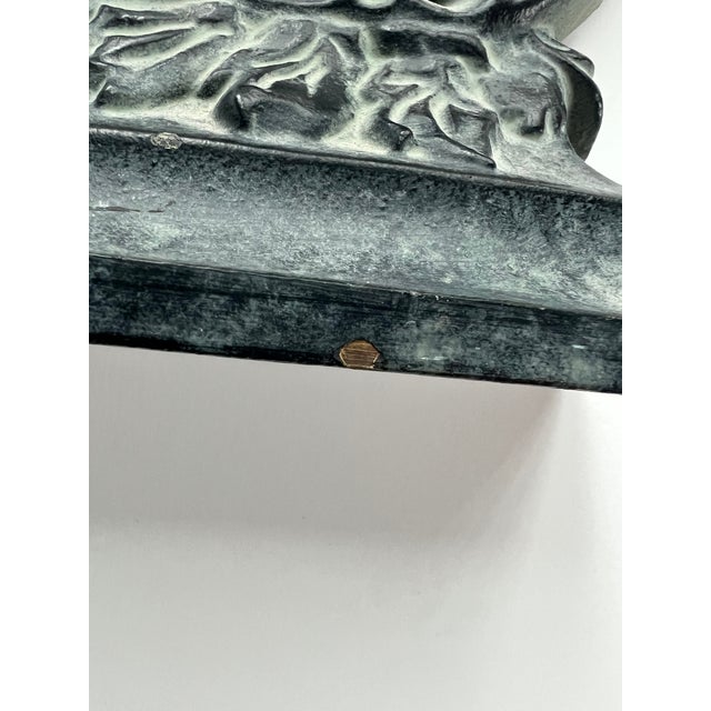 Vintage Virginia metal Crafters Williamsburg pineapple cast iron door stop 15.5"tall iron base 4.75 x 1.75". This is black...