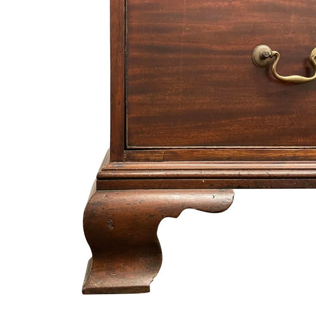 English George III Mahogany Chest on Chest For Sale - Image 12 of 13