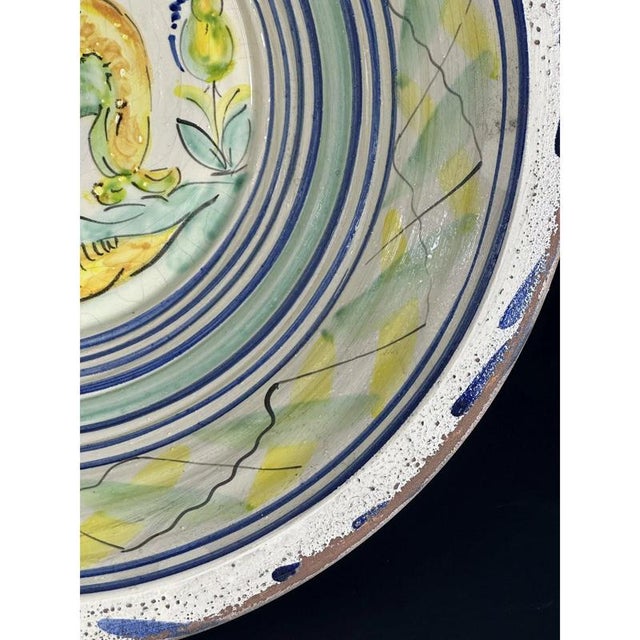 Spanish Ceramic Lebrillo Plate with Painted Rabbit from Triana, 19th Century For Sale - Image 4 of 7