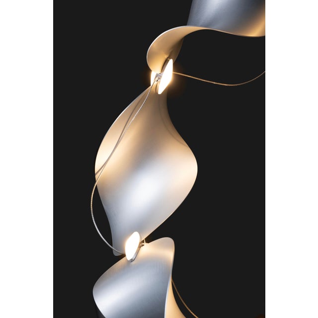 Dune 8 Vertical Line Light with Silver Anodized Shades by Daniel Becker for Moss Objects For Sale - Image 4 of 10