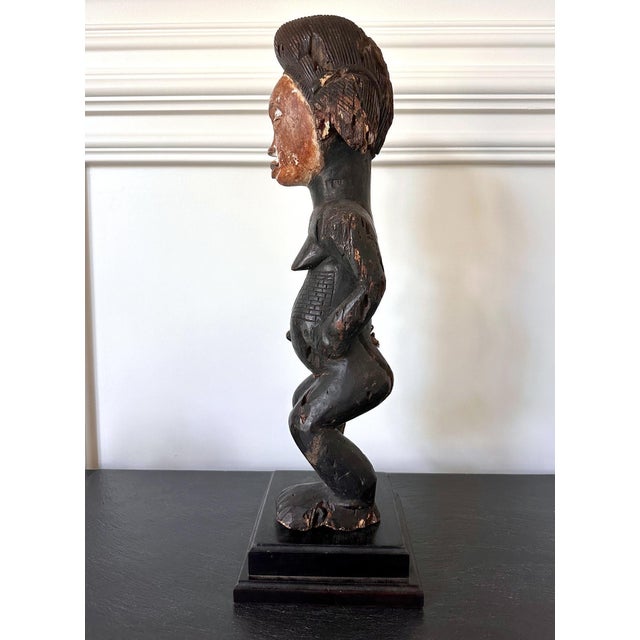 Tribal Gabon Punu Ancestor Female Figure on Custom Stand For Sale - Image 3 of 16