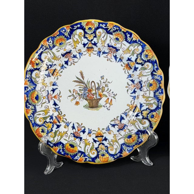 French Rouen Style Faience Plates with Floral Basket, 1790-1820, Set of 2 For Sale - Image 5 of 11
