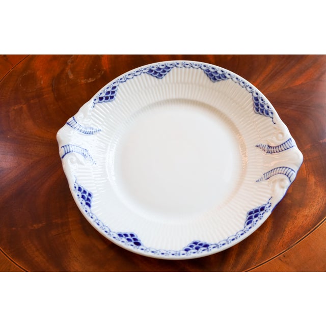 Late 20th Century Vintage Royal Copenhagen "Princess" 12" Round Hand-Handled Platter - Deep Cobalt - First Quality For Sale - Image 5 of 9