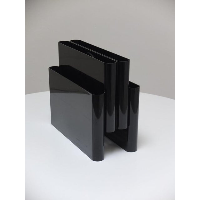 Black Magazine Holder by Giotto Stoppino for Kartell, 1970s For Sale - Image 3 of 10
