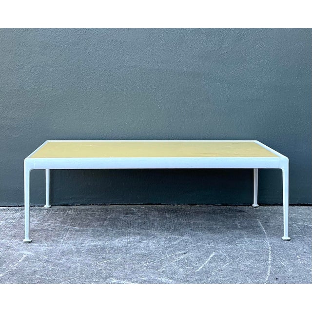 Vintage MCM Richard Schultz for Knoll 1966 Coffee Table For Sale - Image 10 of 12