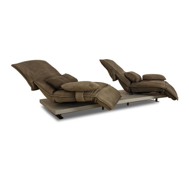 Modern Free Motion Edit 2 Leather Two Seater Green Grey Sofa from Koinor For Sale - Image 3 of 17