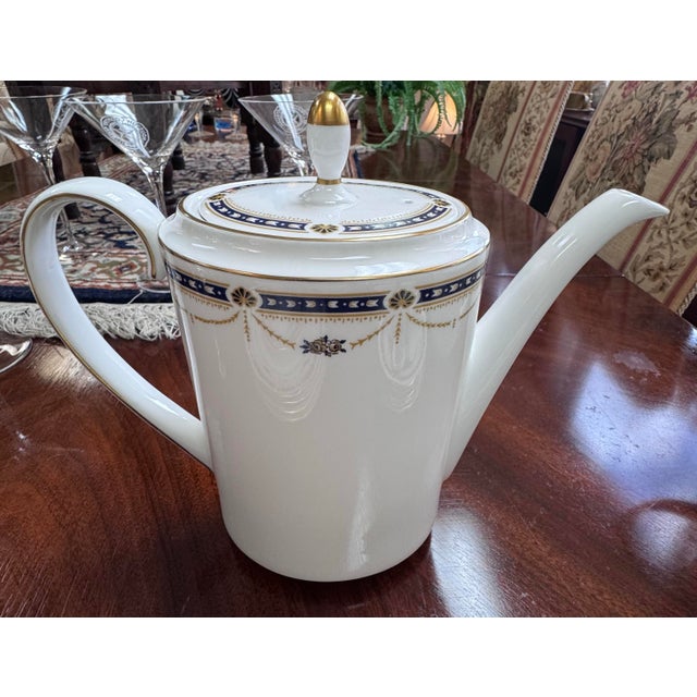Neoclassical 1986 Coalport Sherborne Demitasse & Dessert Tea Sets Service for 6 - 22 pcs For Sale - Image 3 of 8