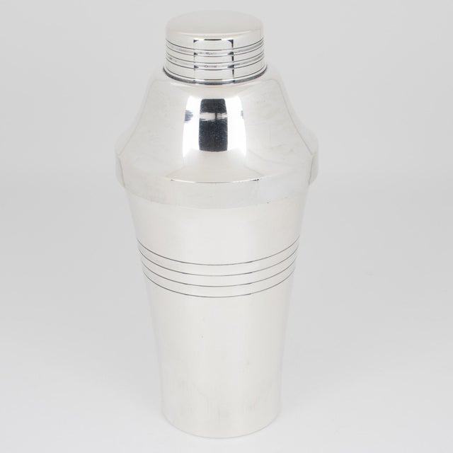 Saint Medard Le Chardon, Art Deco Silver Plate Cocktail Shaker, circa 1940 For Sale - Image 4 of 9