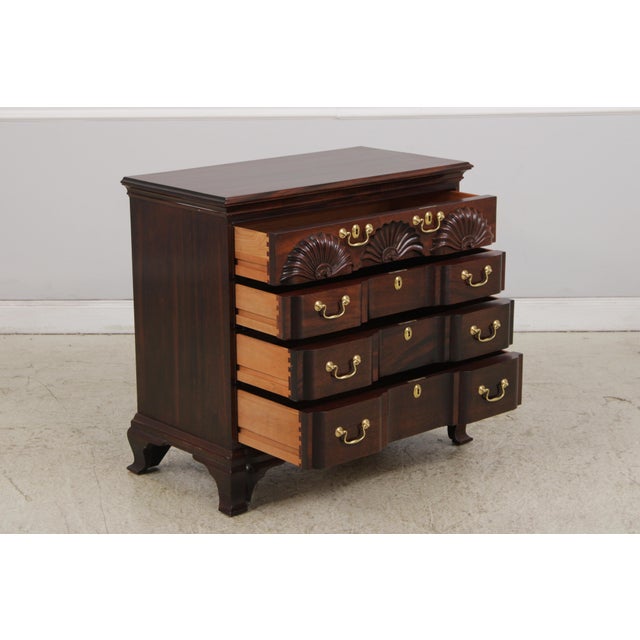 2000 - 2009 Stickley Colonial Williamsburg Mahogany Block Front Chest For Sale - Image 5 of 18