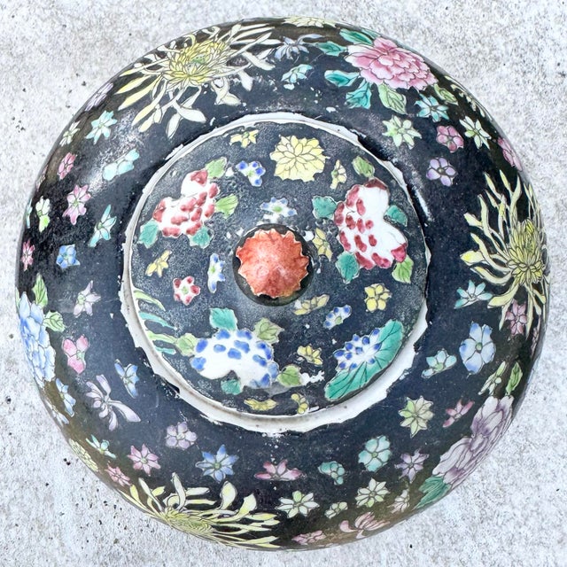 Chinese Vintage Chinese Hand Painted Porcelain Ginger Jar For Sale - Image 3 of 7