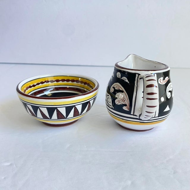 Black Siena Italy Creamer & Sugar Bowl Set Italian Deruta Pottery Sitting Deer Stag For Sale - Image 8 of 12