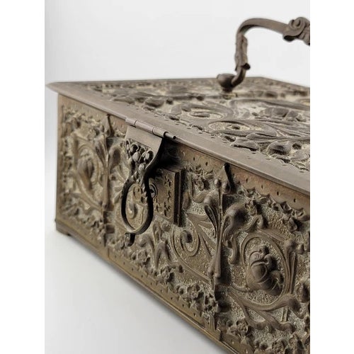 Rare Gourgeous Antique Victorian Renaissance 1880 German Heavy Brass Repousse Jewelry Casket/ Trinket For Sale - Image 4 of 12