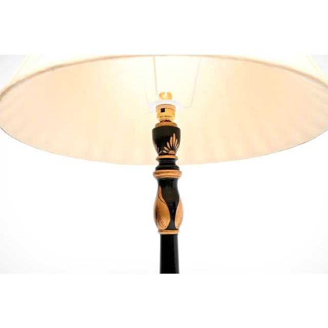 Antique Lacquered Chinoiserie Floor Lamp, 1930 For Sale - Image 3 of 10
