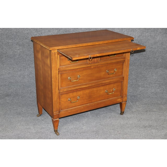 Pair of Kindel Louis XVI Directoire Style Brass Mount Commodes For Sale In Philadelphia - Image 6 of 15
