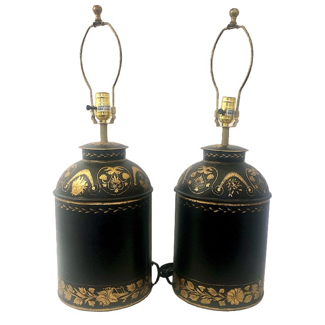 This striking pair of table lamps has been crafted from authentic 19th-century toleware grocer’s tea canisters. The...