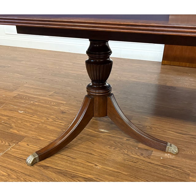 Traditional Georgian Style Satinwood Banded Mahogany Dining Table by Leighton Hall - Showroom Sample For Sale - Image 18 of 18