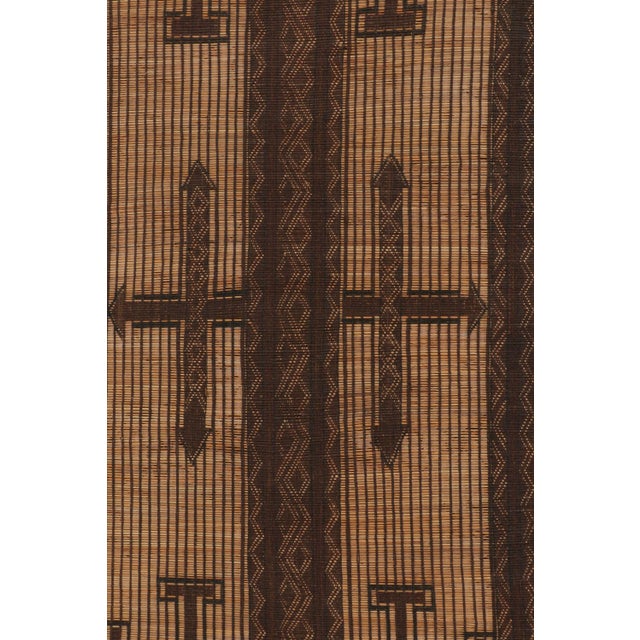 Beige Vintage Tuareg Mat, Beige-Brown With Bold Tribal Geometric Motifs - Rug & Kilim For Sale - Image 8 of 9