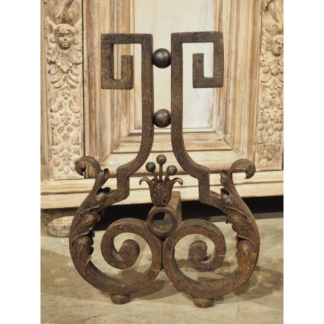 French Pair of Decorative French 1940s Wrought Iron and Tole Fireplace Chenets For Sale - Image 3 of 18