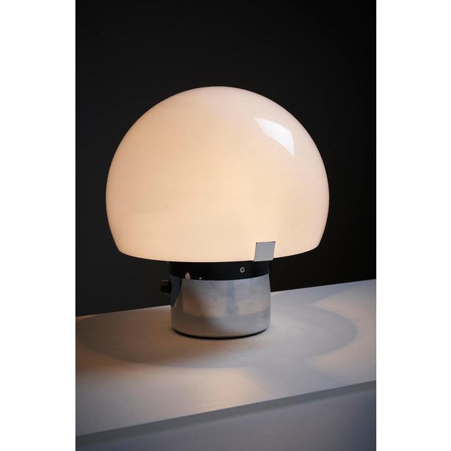 Metalarte Model 4919 Mushroom Lamp in Chrome and Acrylic attributed to Gaetano Sciolari for Metalarte, 1983 For Sale - Image 4 of 9