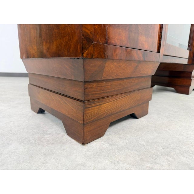 French Art Deco Showcase, 1930s For Sale - Image 10 of 15