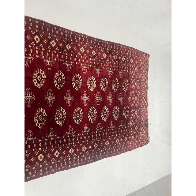 Red Rug in Wool For Sale - Image 4 of 9