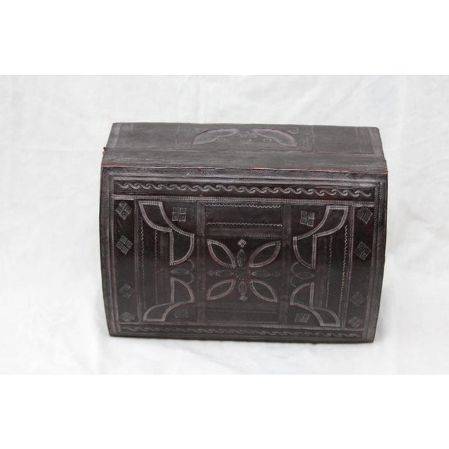 Vintage Wood and Leather Trunk, 1980s For Sale - Image 10 of 18