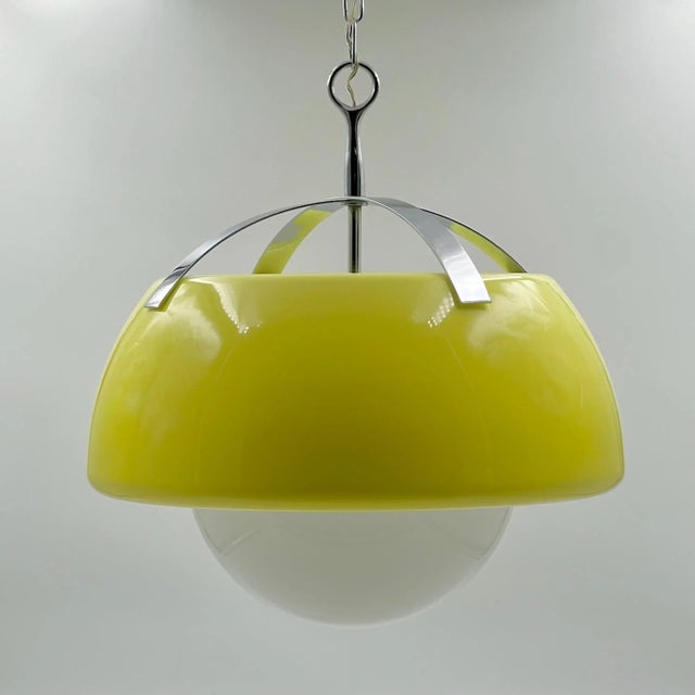 Space Age Ufo Lamp by Vico Magistretti for Artemide, 1970s For Sale - Image 11 of 11