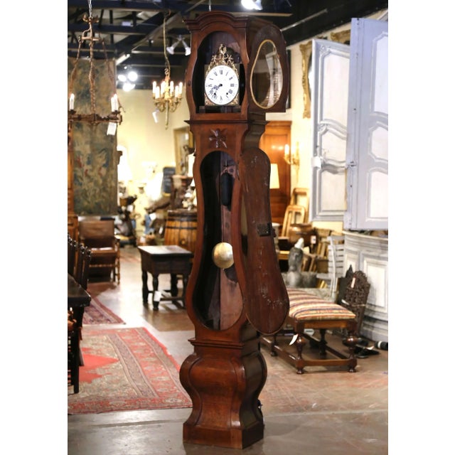 18th Century French Louis XIV Carved Walnut Tall Case Clock With Rooster For Sale In Dallas - Image 6 of 13