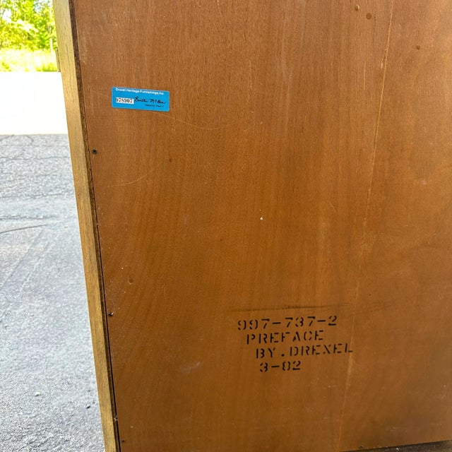 Late 20th Century Drexel Preface Glass Mirror Display Cabinet For Sale - Image 5 of 12