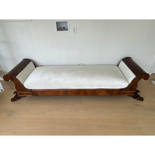 Hollywood Regency Vintage Lions Paw Bench For Sale - Image 3 of 15