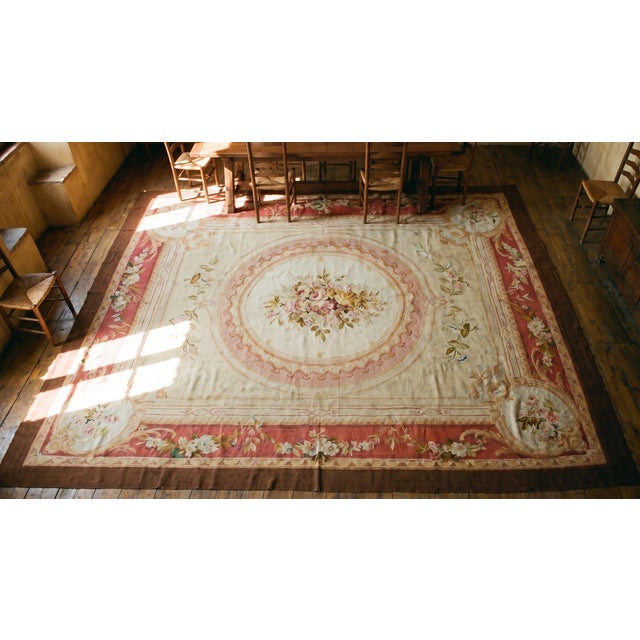 1880s Ivory Floral Medallion Antique French Aubusson Rug 9'3" X 13' Flatweave Wool Carpet For Sale - Image 10 of 11