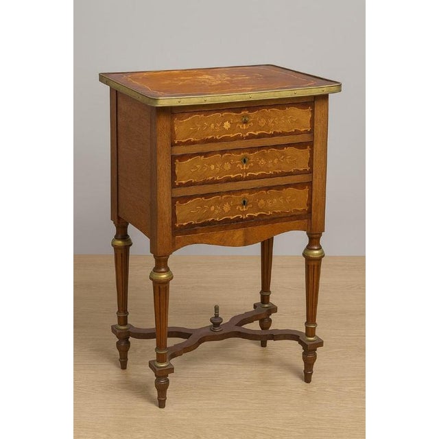 Lady's Commode with Concealed Dressing Table and Floral Marquetry For Sale - Image 6 of 6