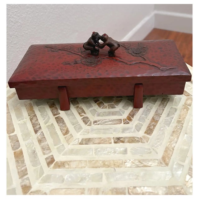 1930s Ooak Japanese Kissing Monkeys/Lacquer Box/Gems For Sale - Image 10 of 12