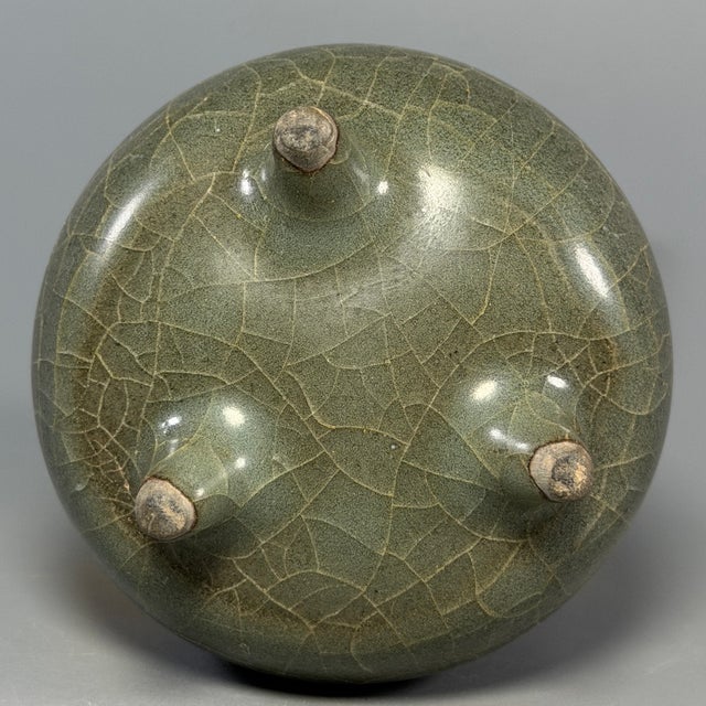Antique Chinese Celadon Crackle Glaze Tripod Censer, Collectible Ceramic For Sale - Image 6 of 8