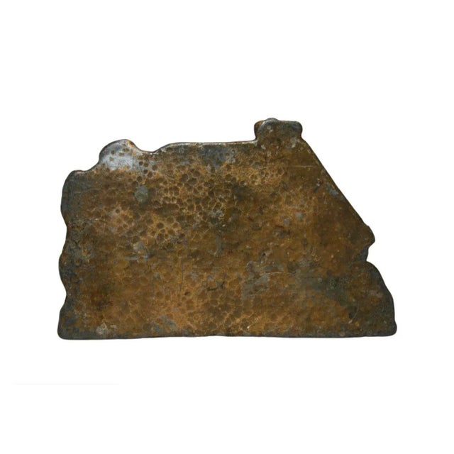 This Cape Cod Cottage-style doorstop is from one of the harder to find American foundaries, L.A.C.S.