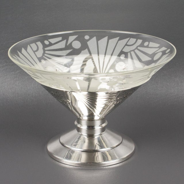1930s Art Deco Silver Plate and Etched Glass Centerpiece Bowl, 1930s For Sale - Image 5 of 13