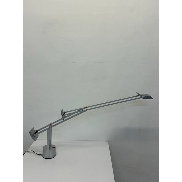Postmodern Richard Sapper Tizio Desk or Table Lamp for Atemide, 1980s For Sale - Image 3 of 12