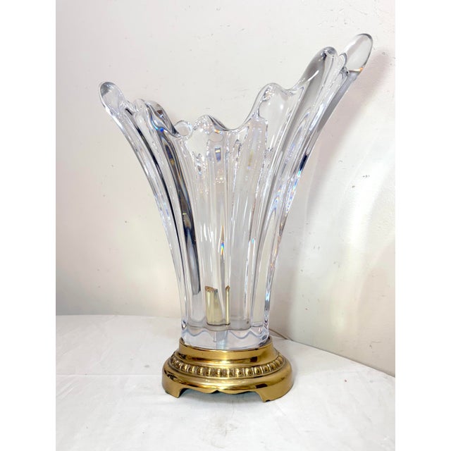 Vintage French Hand Blown Clear Glass Crystal Brass Splash Electric Table Lamp For Sale In New York - Image 6 of 12