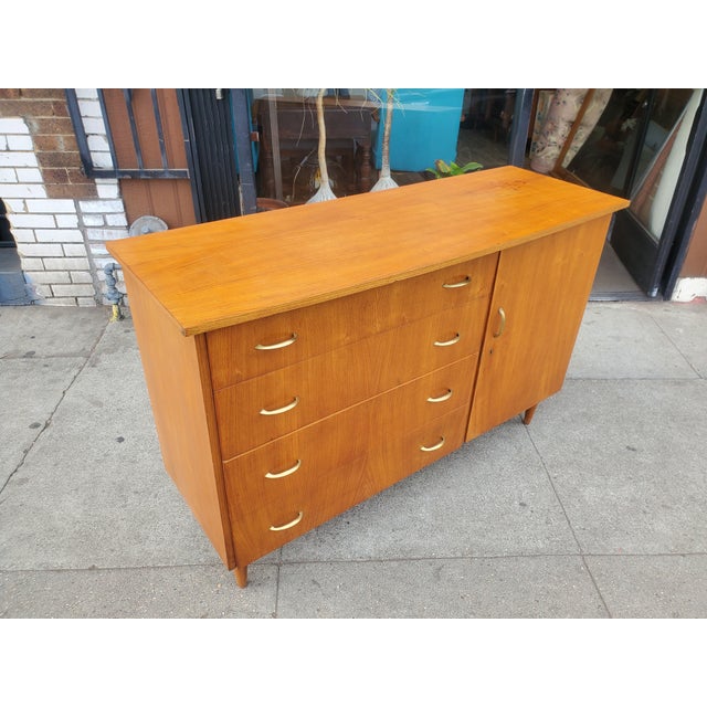 1950s 1950s Vintage Mid-Century Credenza For Sale - Image 5 of 12