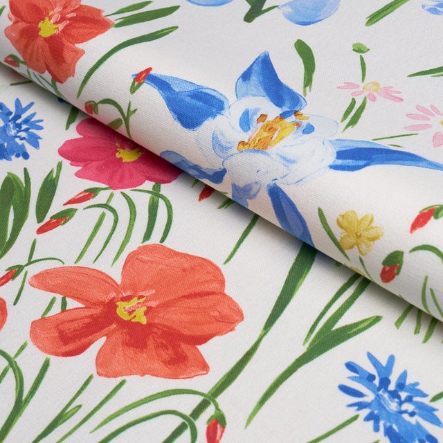 Contemporary Schumacher X Patrick Mele Oz Floral Fabric In Multi For Sale - Image 3 of 3