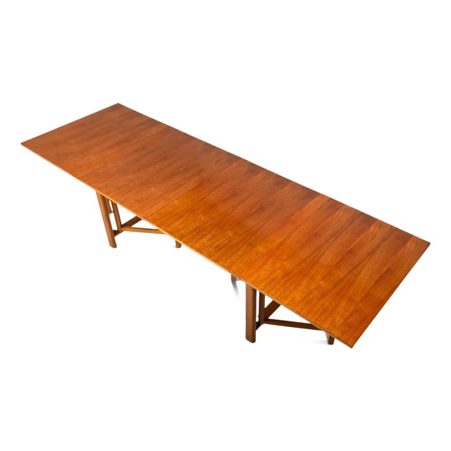 Iconic Super Expanding Table in the Style of the 'Maria Flap' by Bruno Mathsson, European Walnut, Yugoslavia, C. 1960s​ For Sale