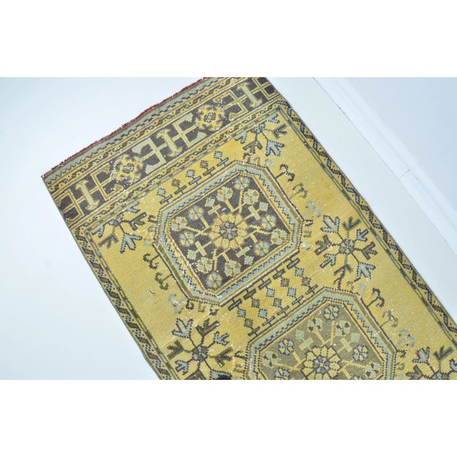 Rustic Turkish Vintage Anatolian Wool Runner, 1960s For Sale - Image 3 of 9