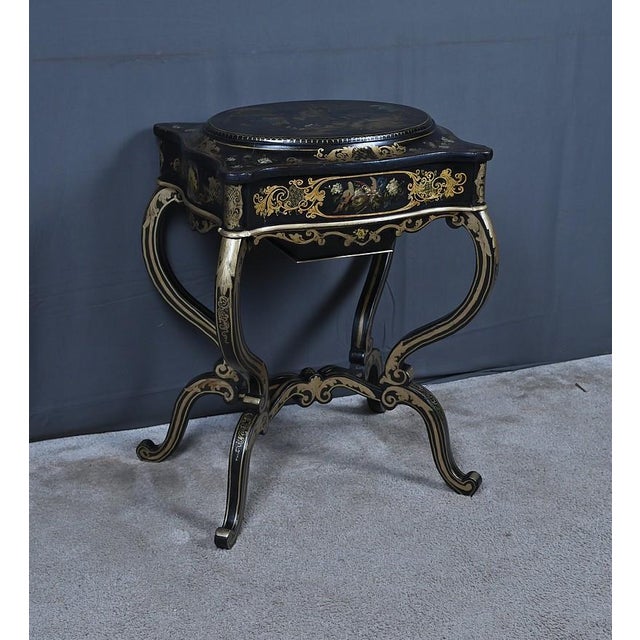 Napoleon III Painted Wooden Worktable, Mid-19th Century For Sale - Image 16 of 18