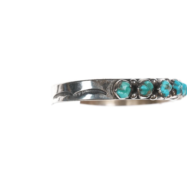 6.5" c1950's Zuni carved turquoise sterling row cuff bracelet For Sale In Austin - Image 6 of 11
