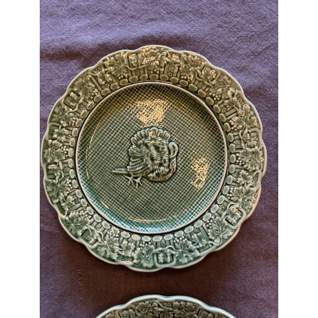 Mid-Century Modern Vintage Mid-Century Modern Majolica Bordallo Pinheiro Green Grape Vine Turkey 8”Plates - Set of 4 For Sale - Image 3 of 5