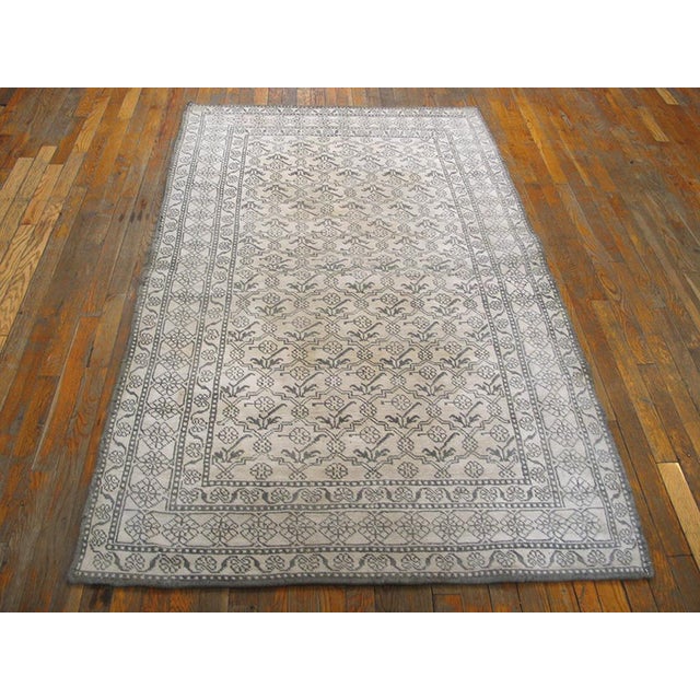 Antique Agra cotton rug Antique Agra - Cotton Indian Knotted Rug elegant, Circa Date: 1920s. This exquisite piece...
