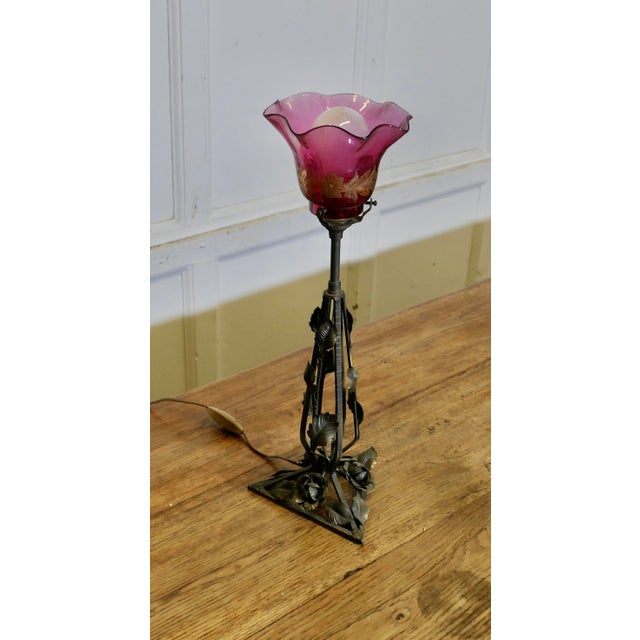 French Iron and Toleware Lamp with Ruby and Gold Leaf Glass Shade, 1890s For Sale - Image 4 of 7